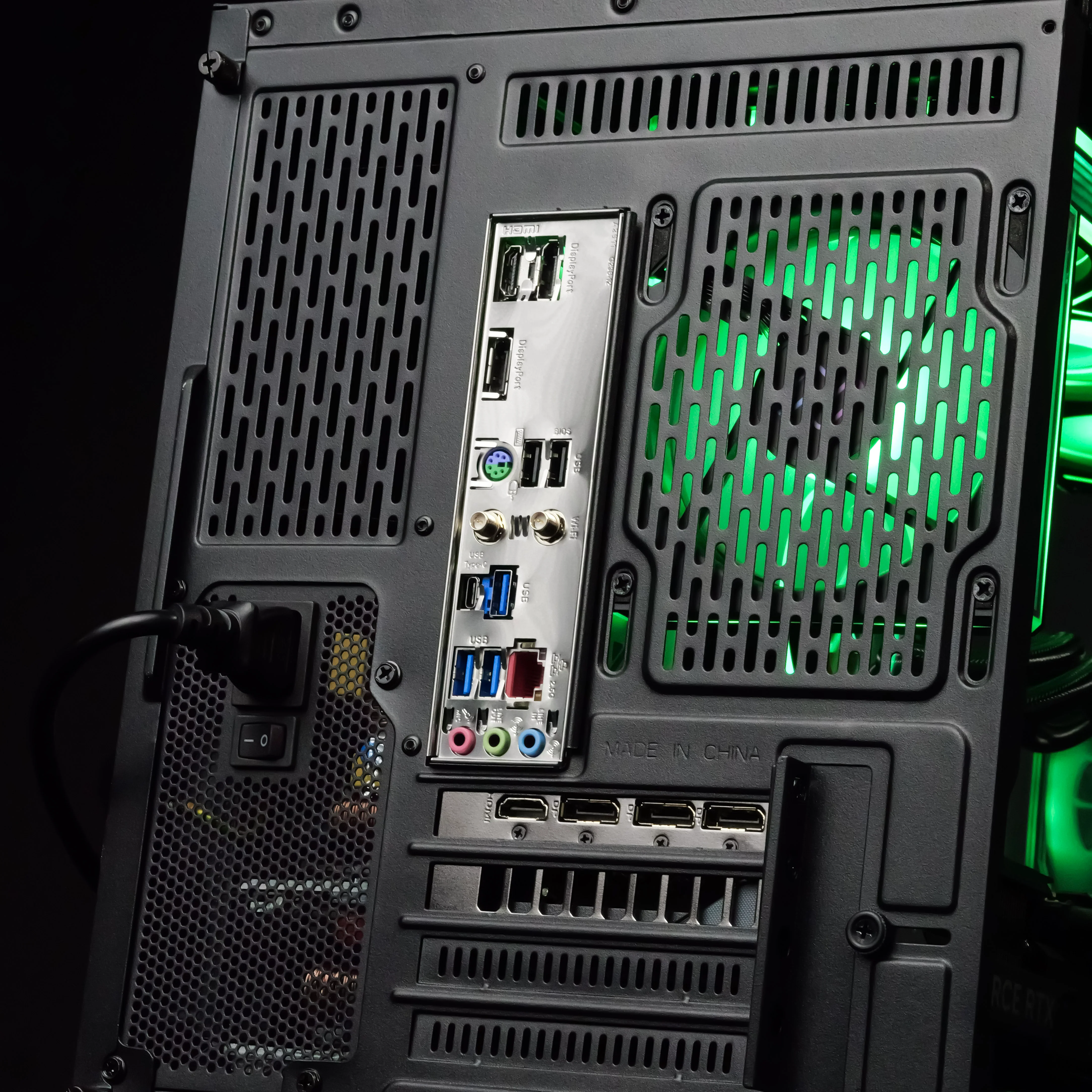 ATRION: RYZEN 7 7700 | RTX 5070 - Image 4